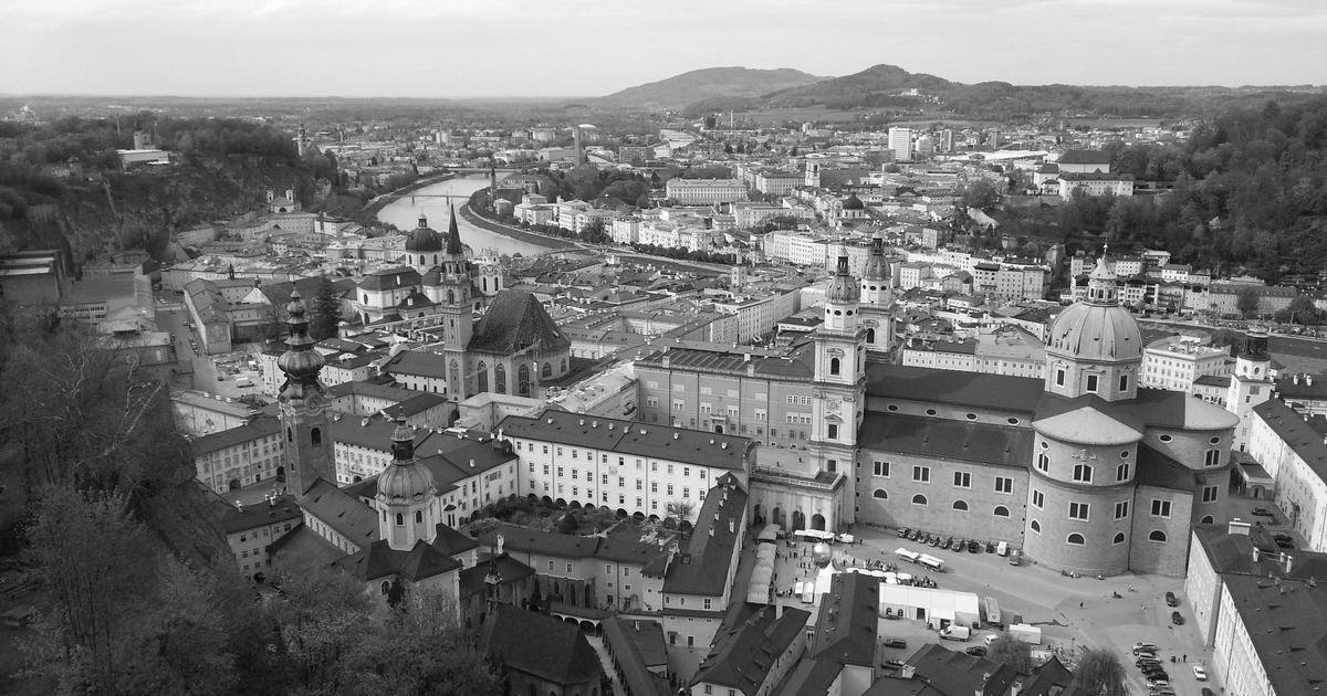 How Small Acts of Kindness Strengthen Our Entire Community